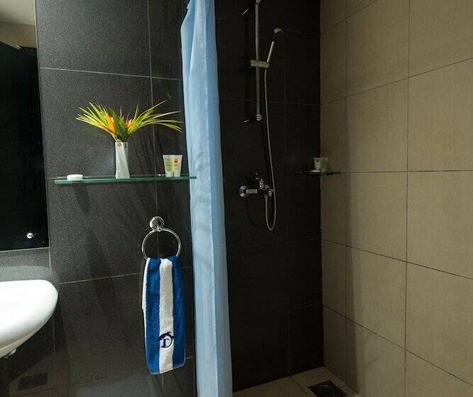 اتاق لوکس, Dolphin Suites