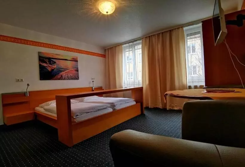 Camera Standard, Jakoberhof