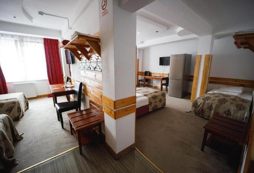 غرفة قياسية ثلاثية, La Sura Getilor