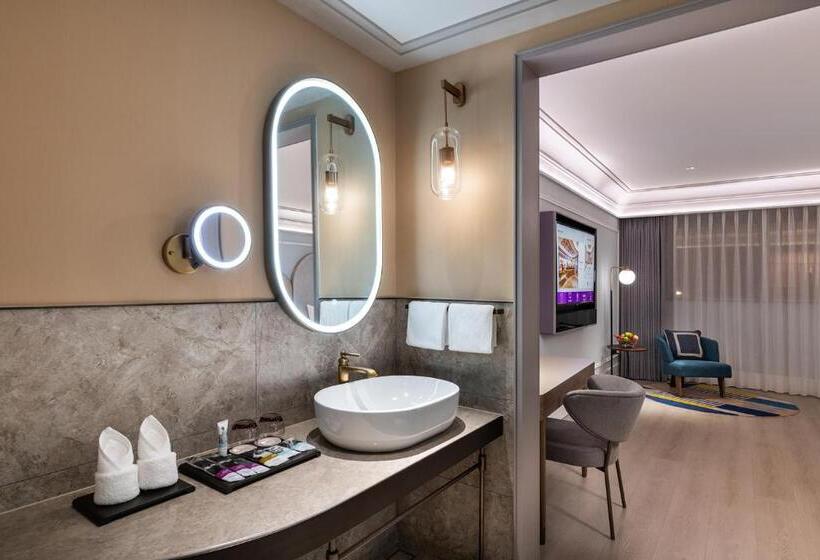 חדר סופריור עם מיטת קינג, Mercure Fuzhou Downtown