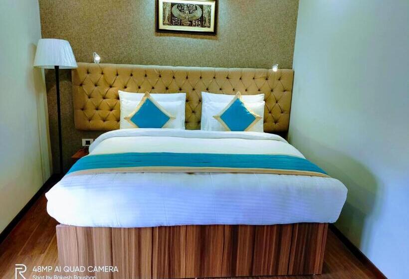 اتاق سوپریور با تخت بزرگ, Shree Hari Niwas