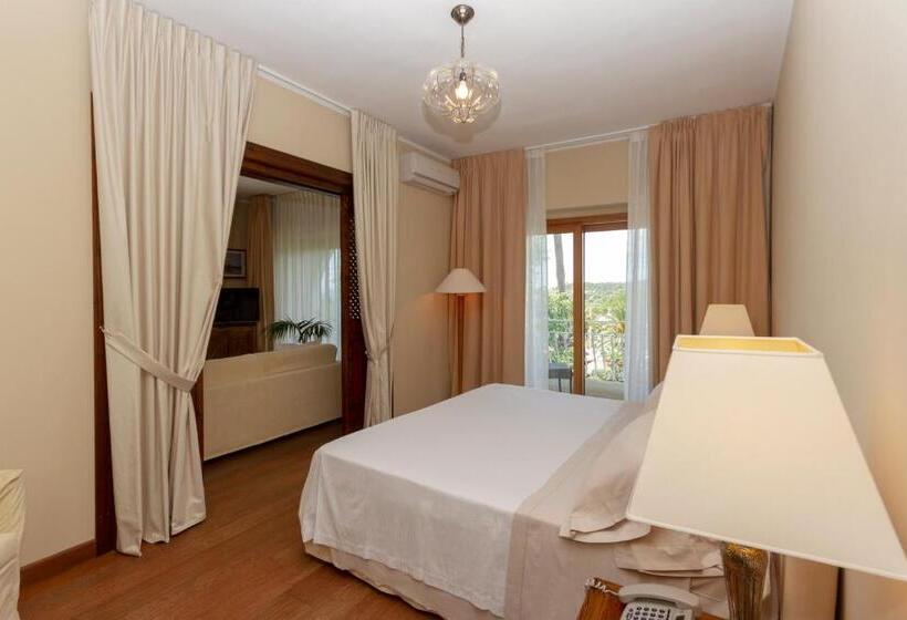 オーシャンビュースイート, Simius Playa