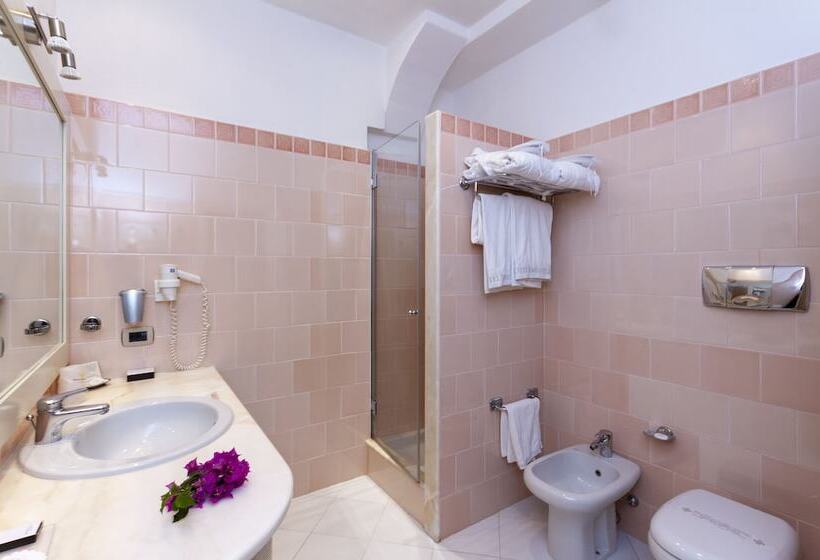 オーシャンビュースーペリアールーム, Simius Playa