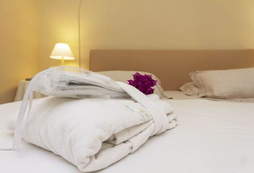 スイート, Simius Playa