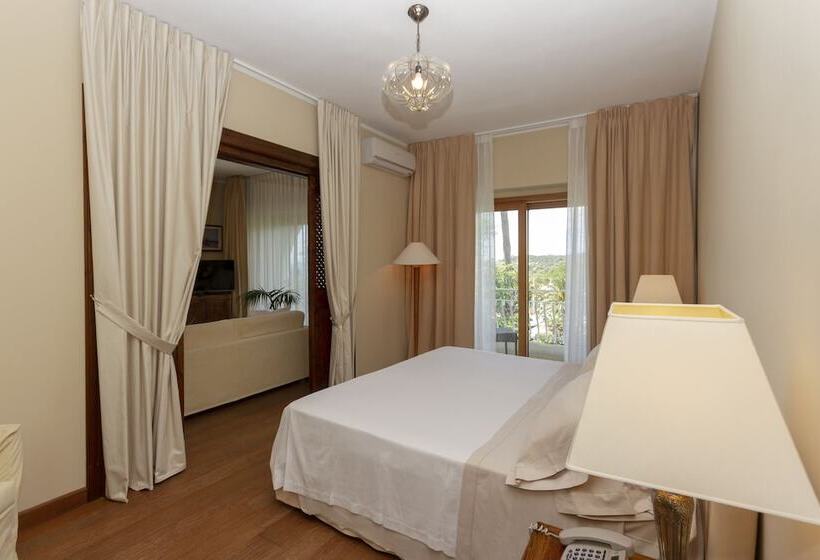 スーペリアースイート, Simius Playa