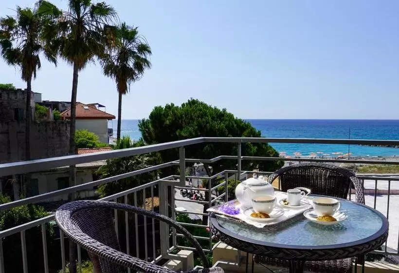 Standard Room with Balcony Side Sea View, Sole Mare