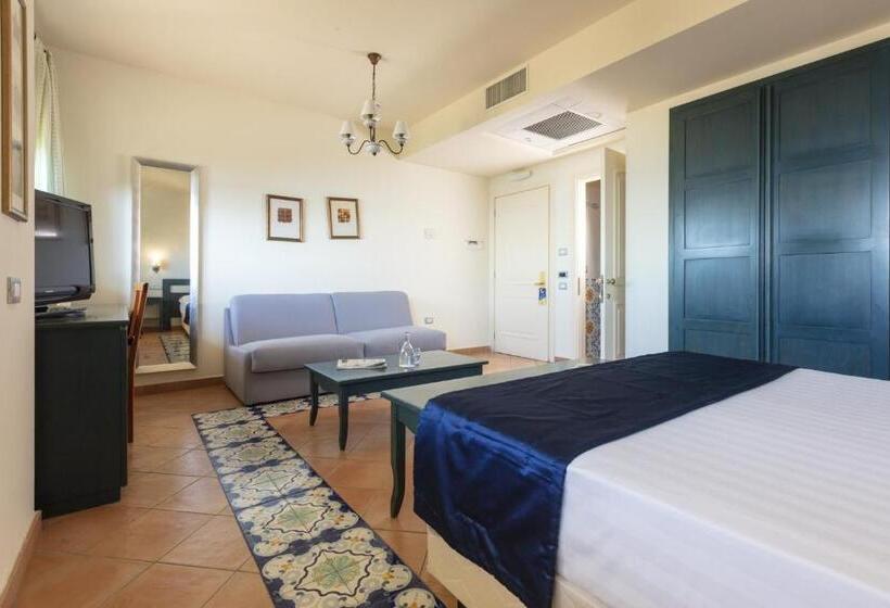 高级家庭房间, Summit