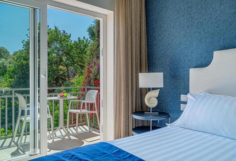 高级家庭房间, Summit