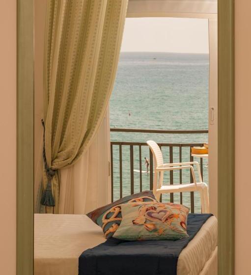 高级大房间, Summit