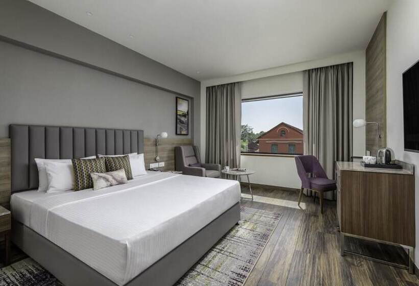 シティビューのスーペリアルーム, Vivanta Mangalore Oldport Road   Formerly Known As Taj Manjarun