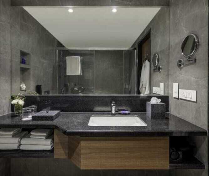 Suite Executiva, Vivanta Mangalore Oldport Road   Formerly Known As Taj Manjarun