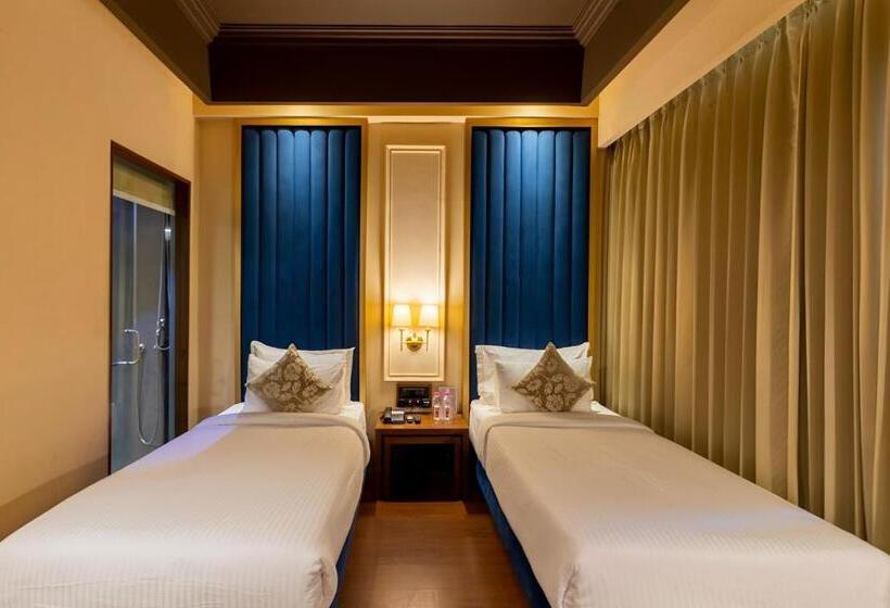 Camera Superiore, Historia Royal