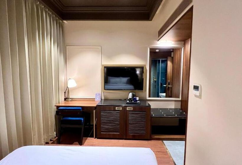 Camera Superiore, Historia Royal