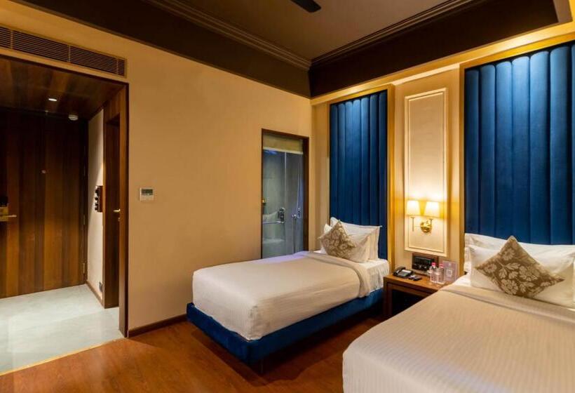 Camera Superiore, Historia Royal