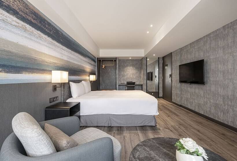 اتاق سوپریور, Lakeshore Hotel Metropolis