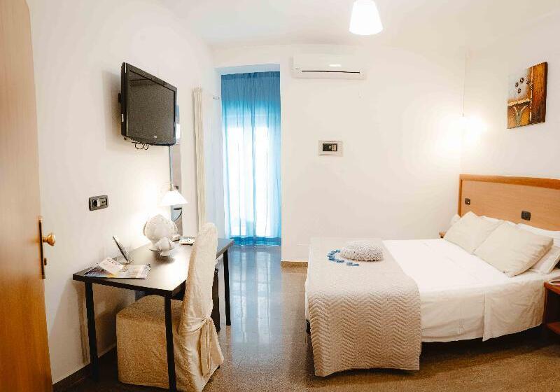 اتاق سوپریور, Lakeshore Hotel Metropolis