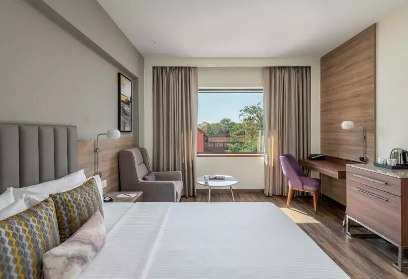 シティビューのスーペリアルーム, Vivanta Mangalore Oldport Road   Formerly Known As Taj Manjarun