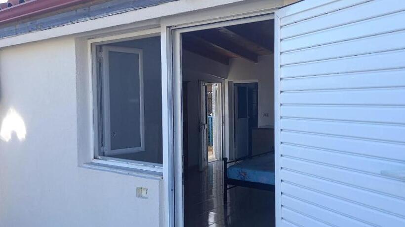 Triple Room Sea View, Peter S Sea House