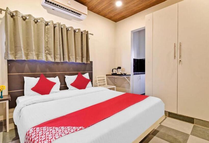 Triple Classic Room, Oyo 88846 Silver Spring