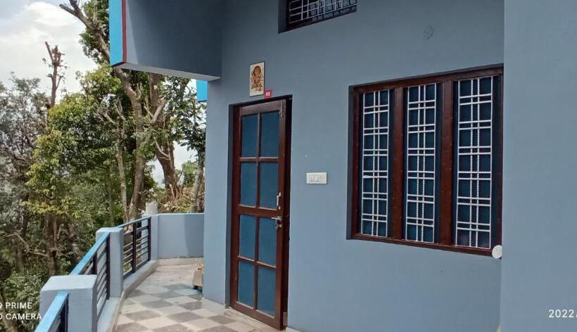 Семейный Номер Deluxe, Kedardham Guest House