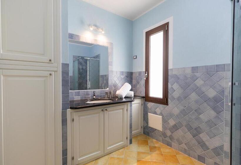 Standard room with outdoor bath, La Magnolia Rooms