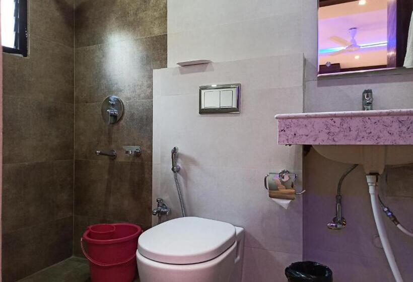 اتاق لوکس, A P Home S   A Boutique