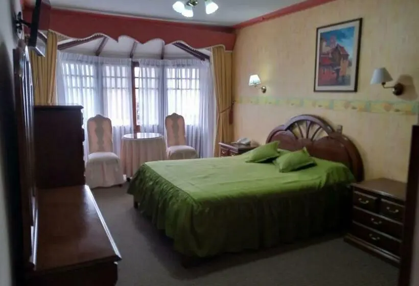 سوییت, Paola Hostal