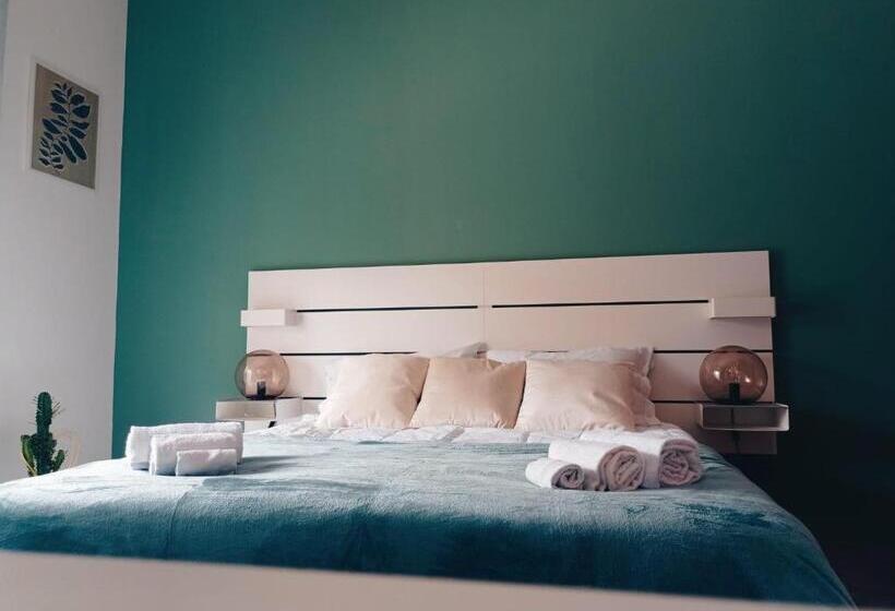 اتاق استاندارد, Cinquestanze