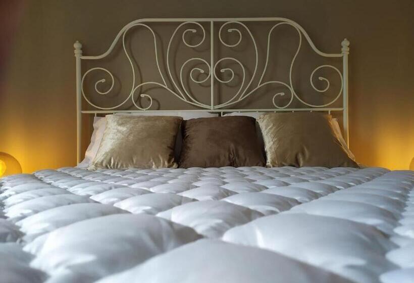 اتاق استاندارد, Cinquestanze