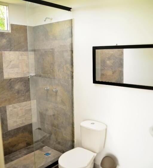 اتاق خانوادگی, Origen Finca