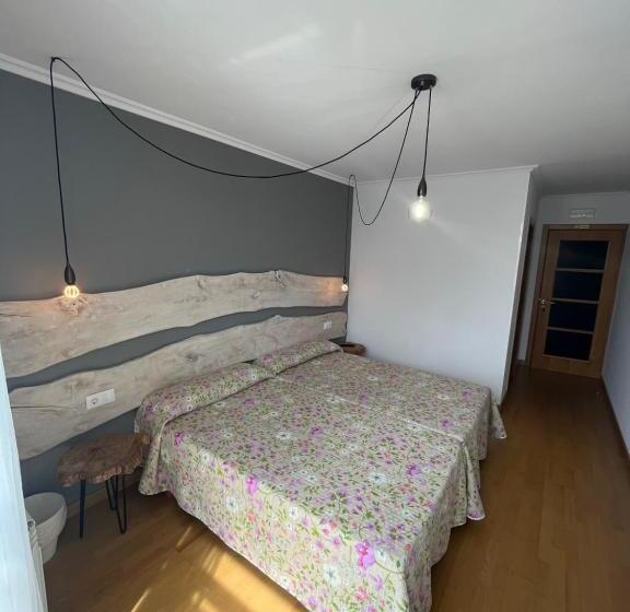 スタンダードルーム, Entrecamiños