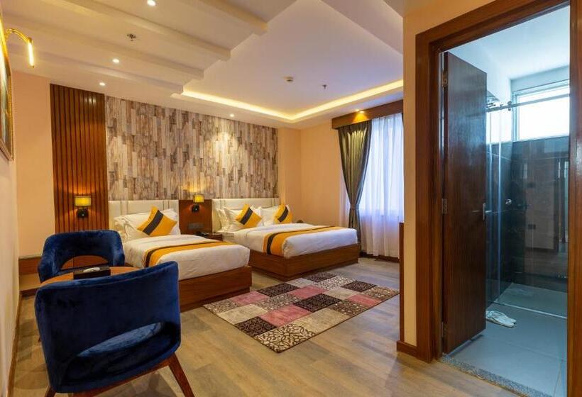 اتاق لوکس, Dream International