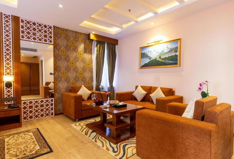 سوییت جونیور, Dream International