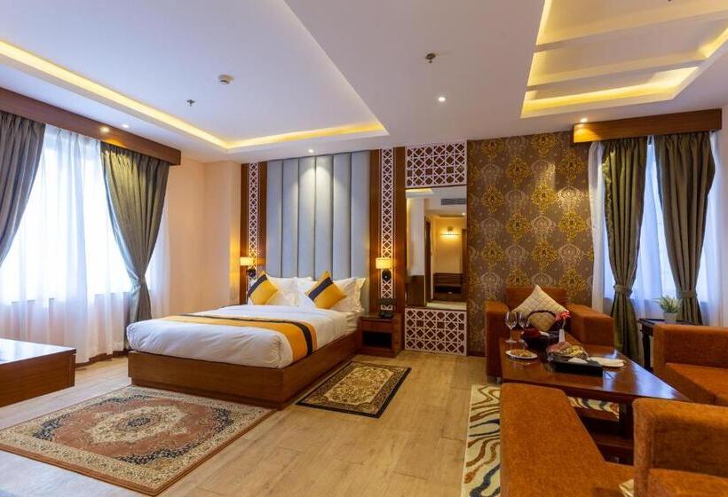 سوییت جونیور, Dream International