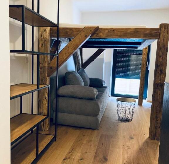 חדר סטנדרט לשלושה עם מרפסת, Rittertal