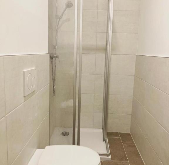 דירה בת חדר שינה 1 עם מרפסת, Rittertal