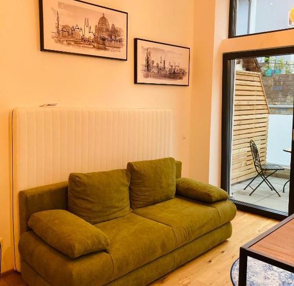 סטודיו סטנדרט עם מרפסת, Rittertal