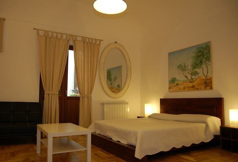 家庭套房, Federico Secondo B&b