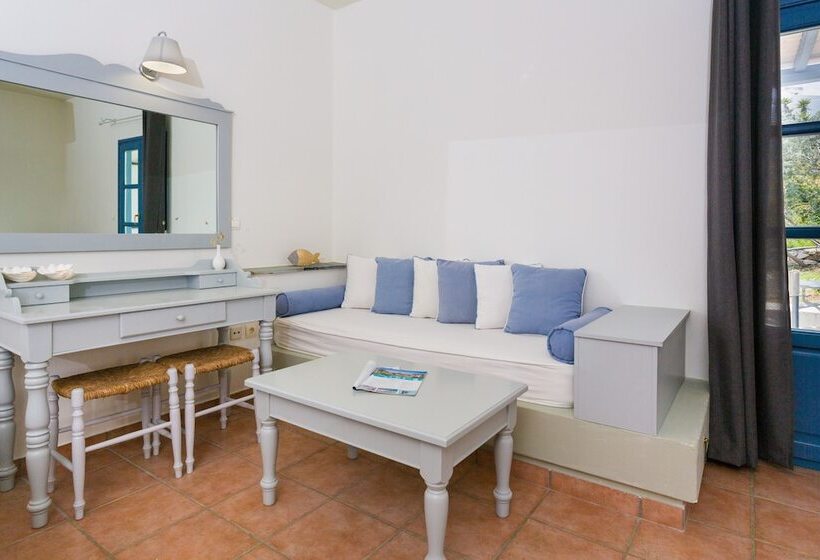 סוויטת ג'וניור נוף לגינה, Acquamarina Resort