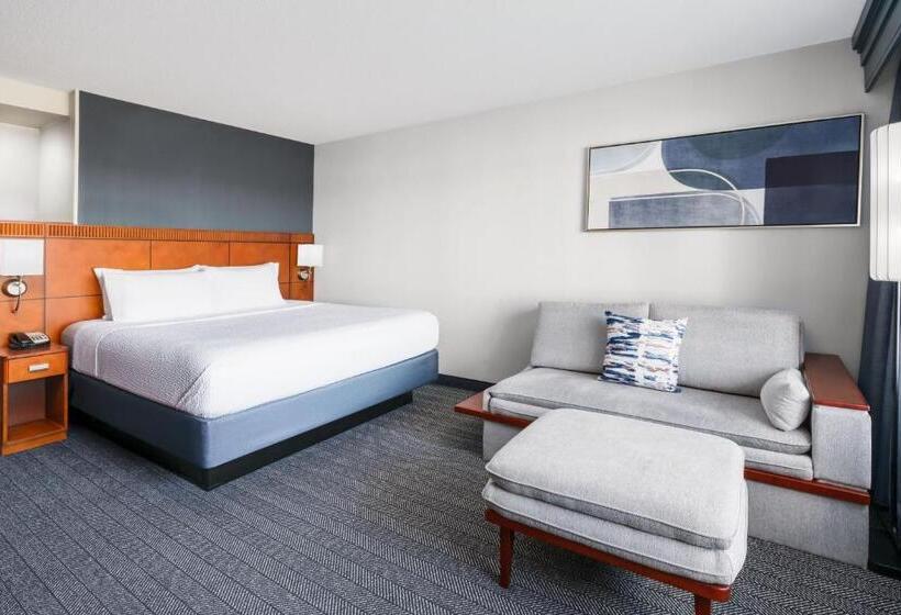 חדר סטנדרט עם מיטת קינג, Courtyard Hartford Farmington