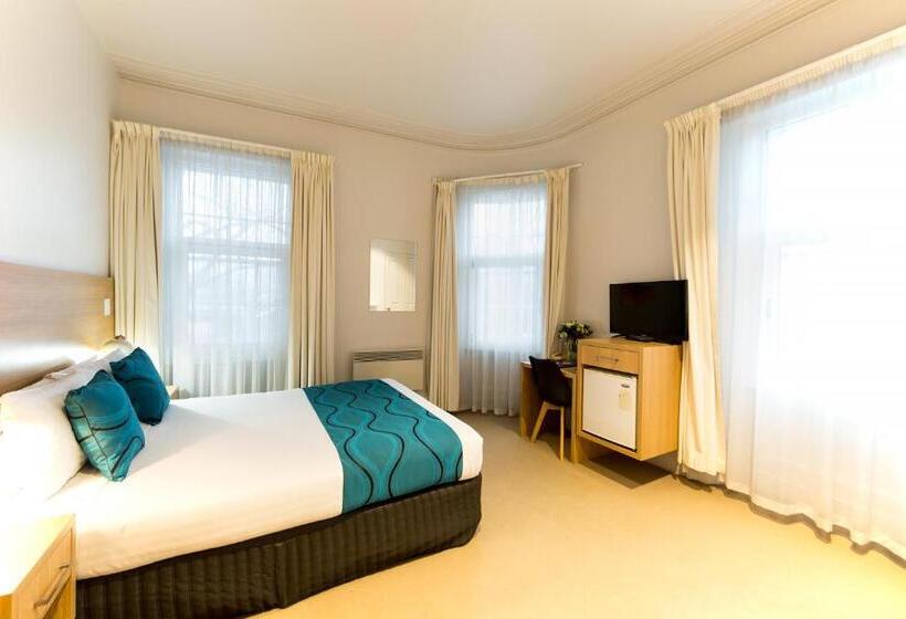 חדר סופריור, Customs House