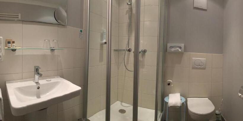 标准单人间, Gasthof Fellner