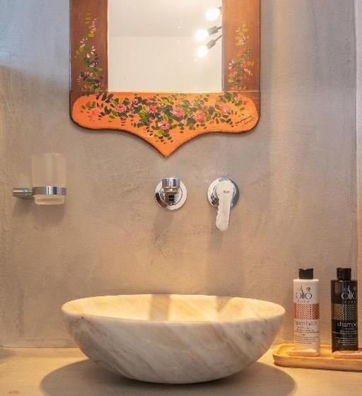 スタンダードスタジオ, Gelos House