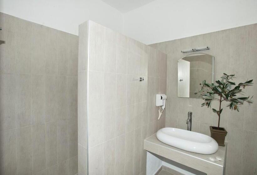 ２ベッドルームアパートメント, Gelos House