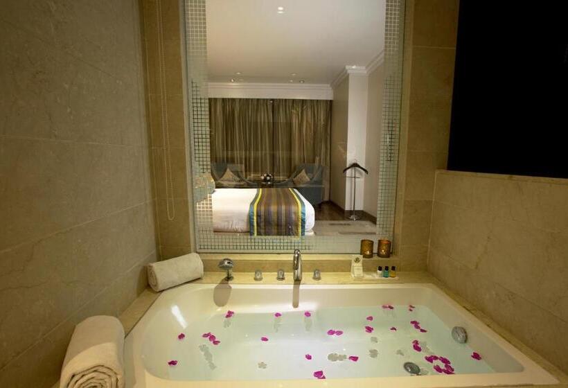 سوییت, Golden Tulip Chandigarh, Panchkula