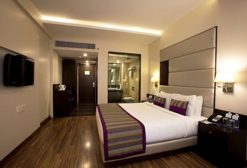 اتاق لوکس, Golden Tulip Chandigarh, Panchkula