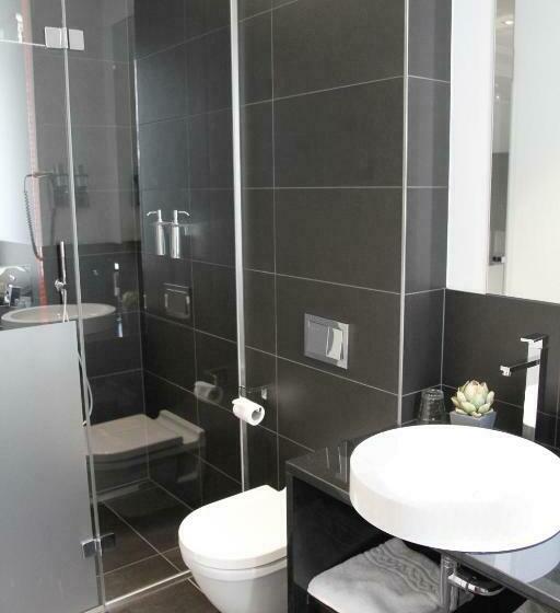 اتاق سوپریور, Grey