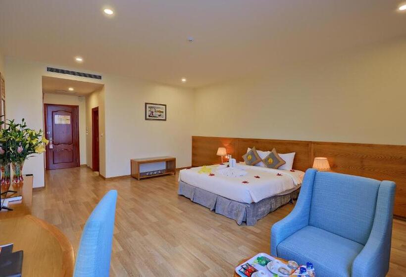 اتاق لوکس, Hoang Son Peace