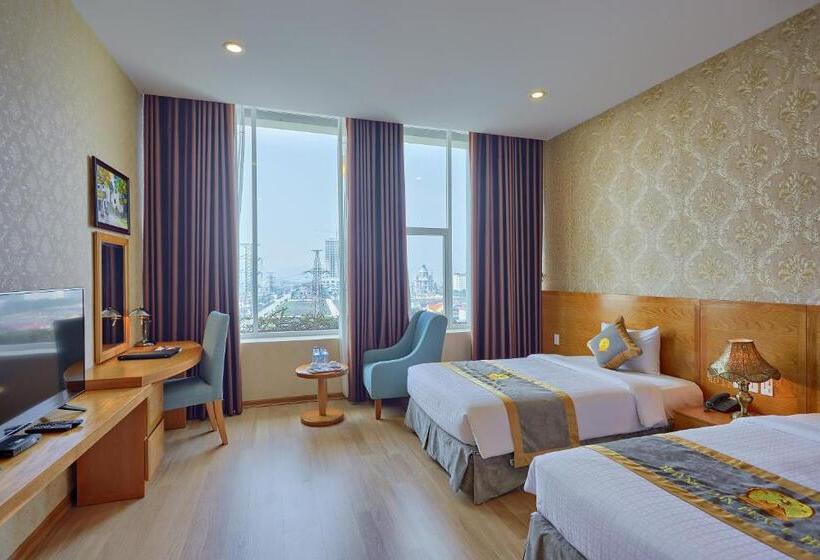 سوئیت پرزیدنت, Hoang Son Peace