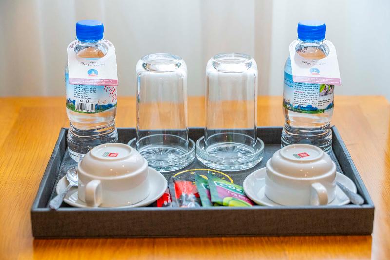 اتاق سوپریور, Hoang Son Peace